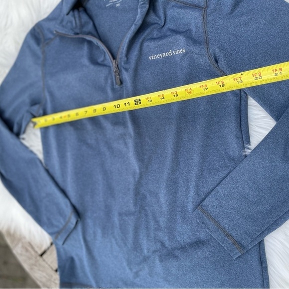 Vineyard Vines Performance 1/4 Zip Lightweight Sweater - size XS - Picture 4 of 7